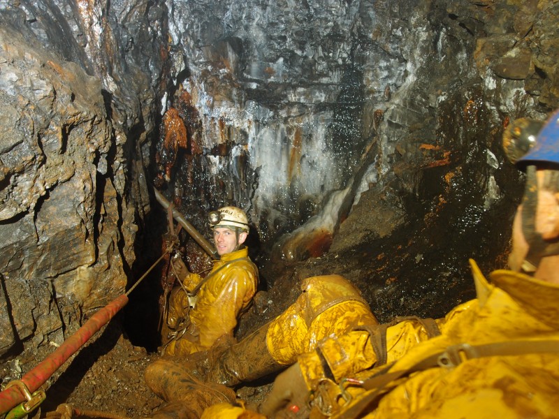 P8216680.JPG - Karli just back up.