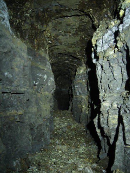 Img_6168.jpg - From the twin hoppers this was the way on, but due to bad air we left it.