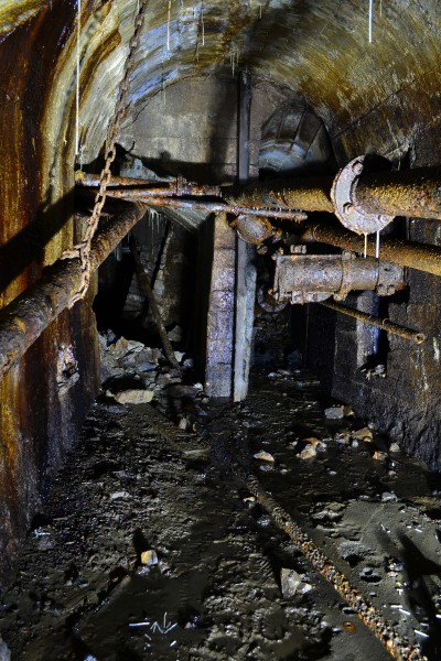 DSC_0877.JPG - Pipe work to the side of No1 Shaft. Photo by Karli.