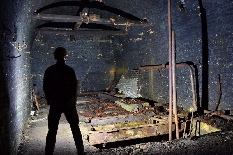 DSC_0888.JPG - No2 Shaft Engine room. Photo by Karli.