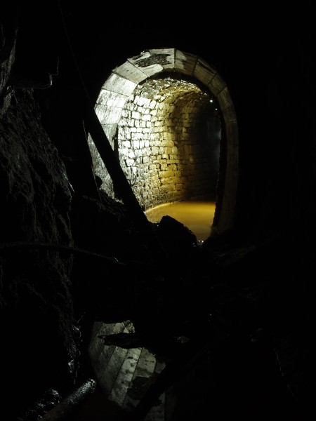 P5253098.JPG - View out from the north east branch of Blackburn Level.