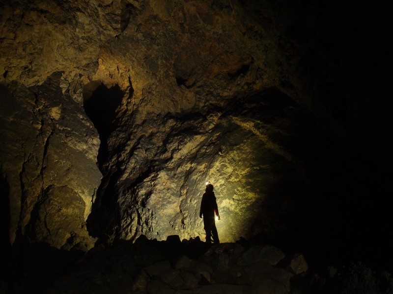 P6049372.JPG - One of the older excavated stopes.