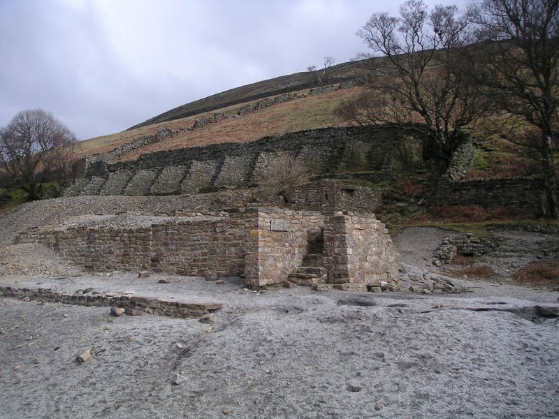 sfl_bouseteams2.jpg - Bouse teams and lower structures.