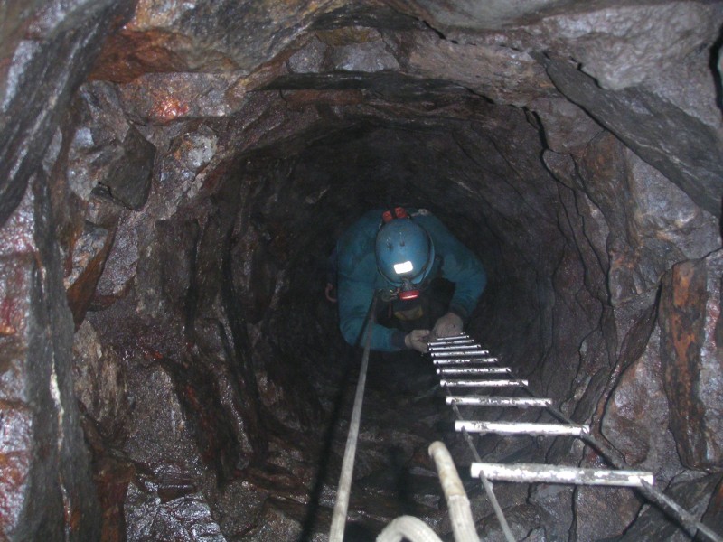 sc_charlie_down_oreshoot.jpg - Action shot of Charlie descending the ore shoot.