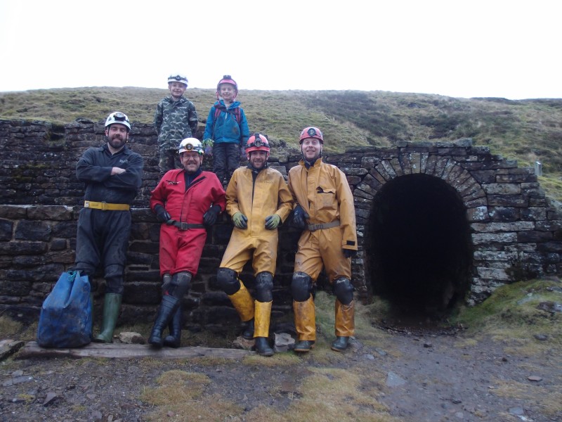 PC306941.JPG - Happy Explorers.