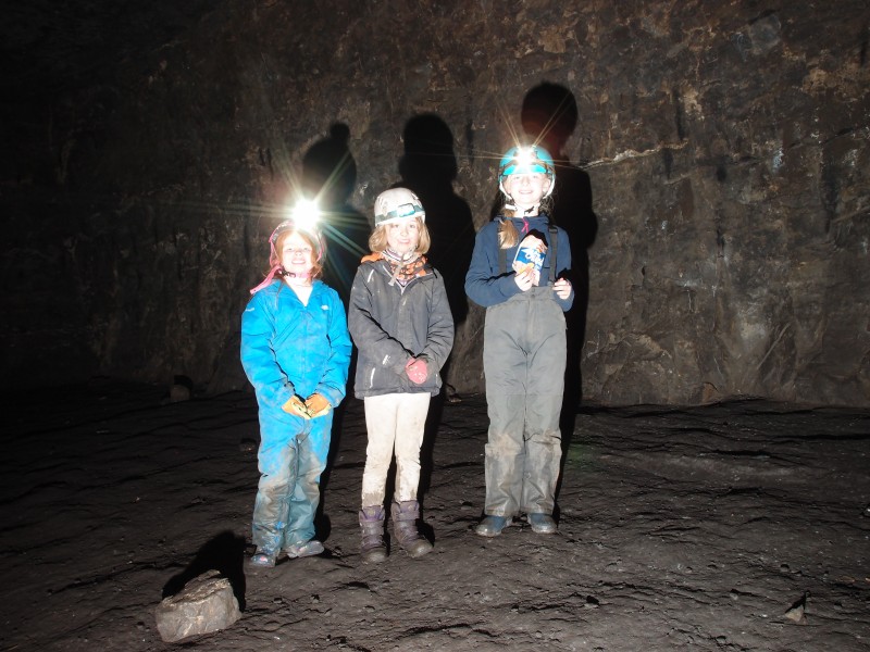 P2200830.JPG - Trio in the Ballroom.