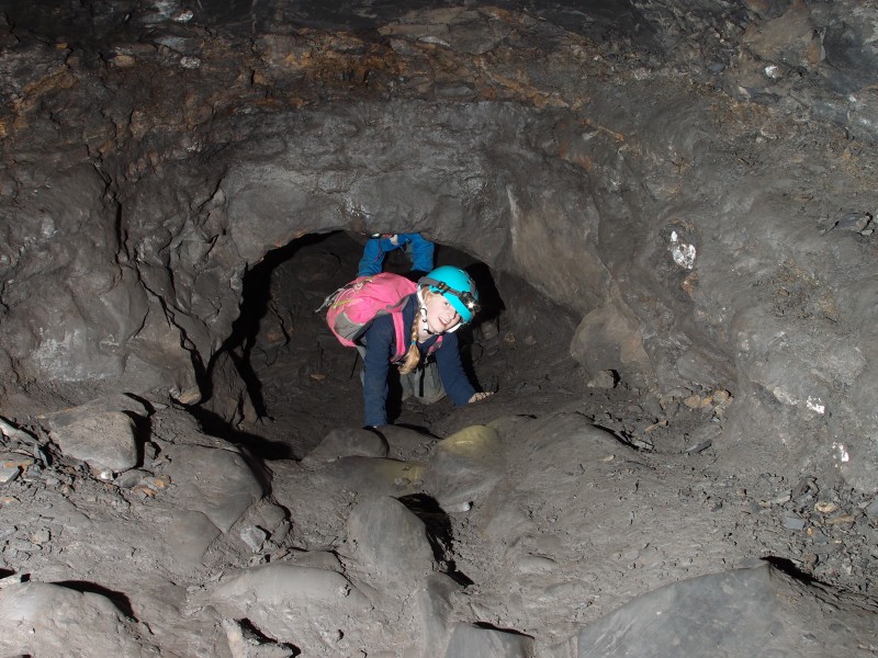 P2200845.JPG - Slippery slope - Hannah.