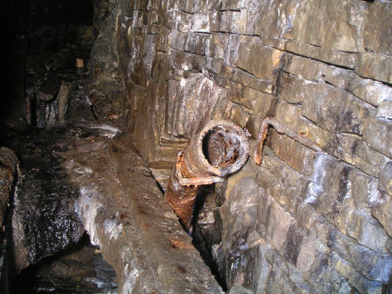 sc_lcv_24m_sublevelsumps5.jpg - The pipe coming out of the sump. Was it never connected?