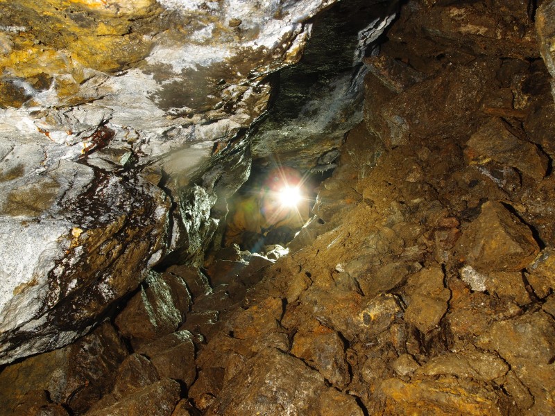 PC028628.JPG - Crawl from the collapsed hopper / manway sump at the bottom of the understope.