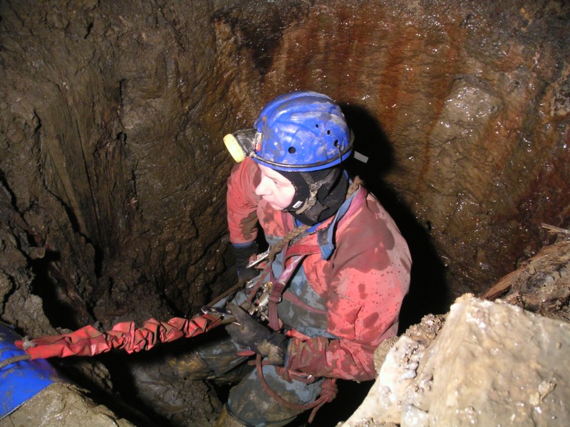 sc_scxv_spottiswoods_sump.jpg - The third sump on the Smallcleugh Cross Vein, Spottiswood's Sump. Totally blocked at a depth of 16m.