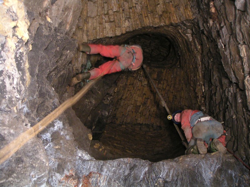 sc_karl_prussiking.jpg - Karl makes the ascent up to the level.