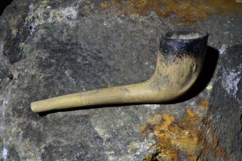 DSC_0779.JPG - Tobacco pipe.