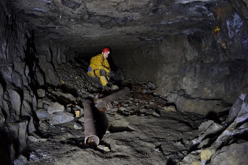 DSC_0797.JPG - Pipes at the western end of Waterblast Flats.