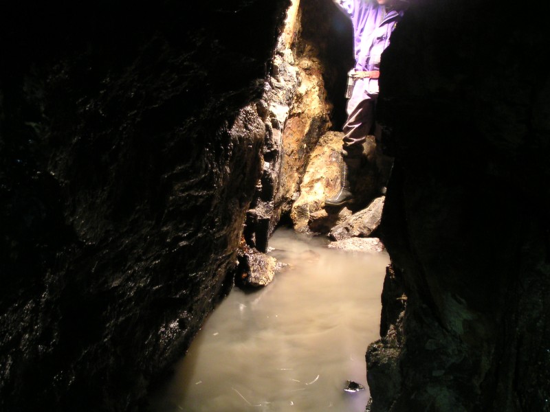 sc_middlecleughpassage.jpg - Further along the branch it starts getting wetter.