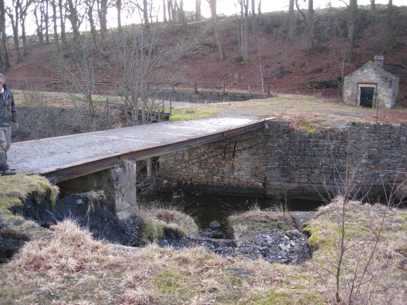 IMG_5603.JPG - Bridge to the main adit.