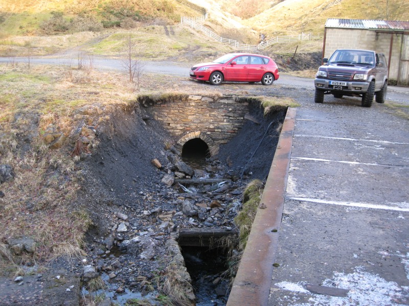 IMG_5631.JPG - Culvert for Heathery Burn.