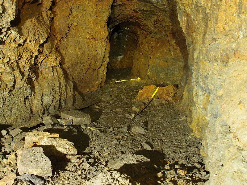 PA164183.JPG - In the 2nd shaft, another level further just a bit down the incline. Explored before.