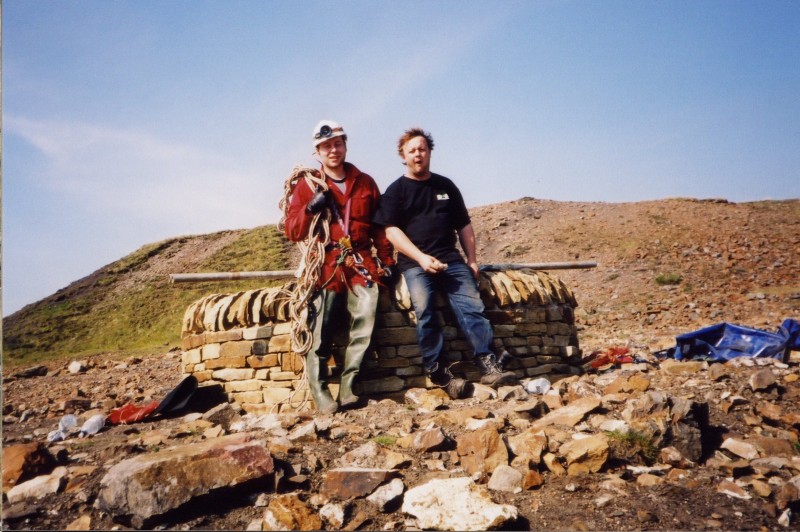 surfaceshaft1.jpg - Surface Shaft, just to the above left when looking at the entrance to Smallcleugh.