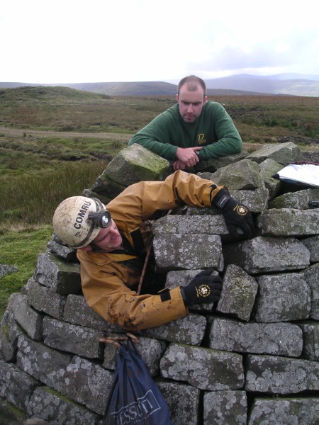 ss_beehiveshaftperry6.jpg - Middlecleugh Vein Shaft: Coming back out, and ready for the next shaft, after some food of course.