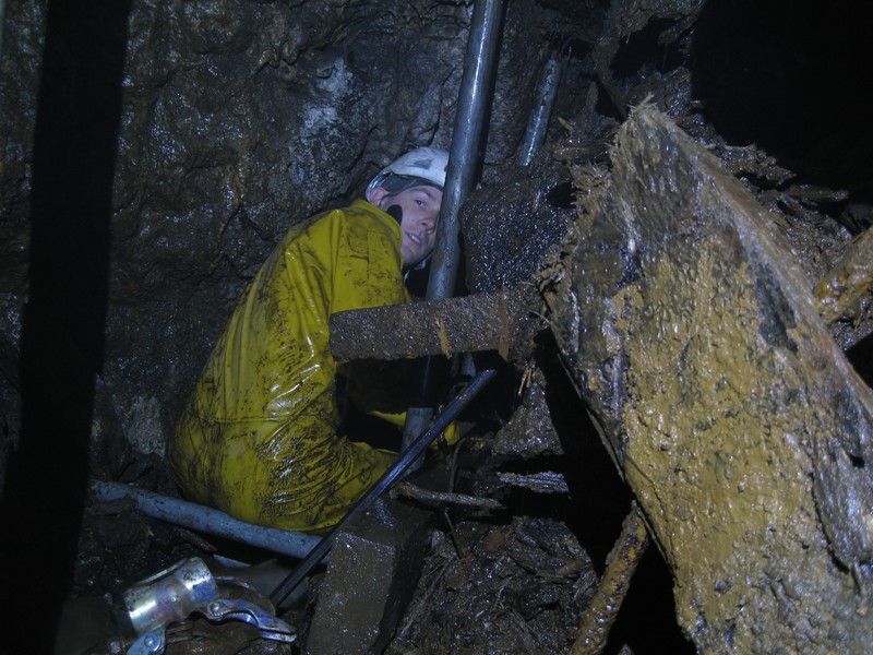 IMG_4756.JPG - Second and third scaffold frame sets.