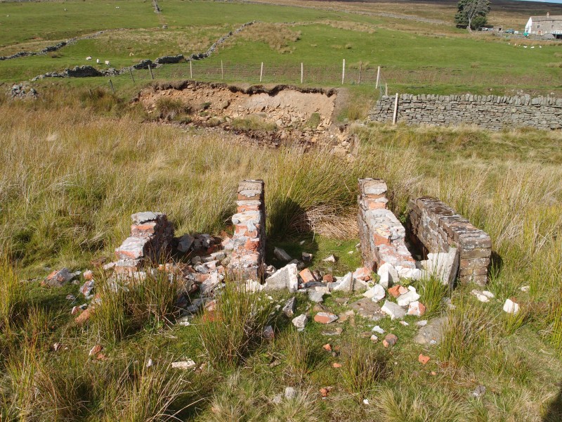 P9291635.JPG - Air receiver bed.