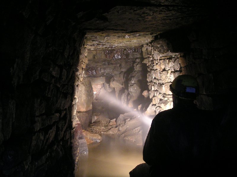 Pict5397.jpg - Looking towards the final fall.