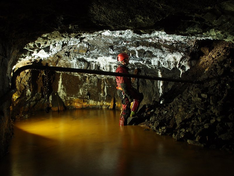 P6113807.JPG - Nentsberry Haggs Level, shaft chamber - rubble pile on right is the collapse from the chamber above.