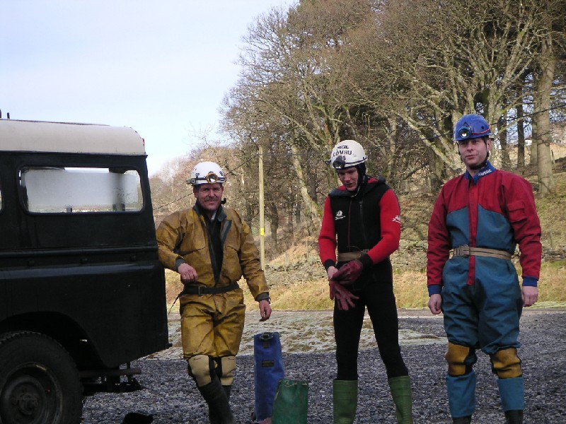 beforethetrip.jpg - Team Nenthead ready for action.