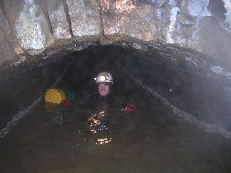 ccl_cowhillx_junc1.jpg - At the laddered rise, Karli proving that he does indead float with his thick wetsuit.