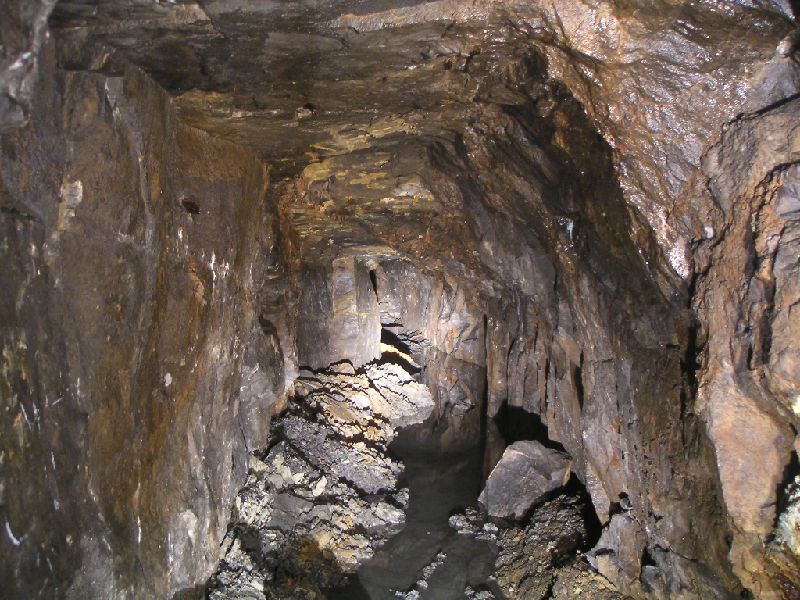 firestonedrift_forehead.jpg - The rest of the level looking towards the forehead.