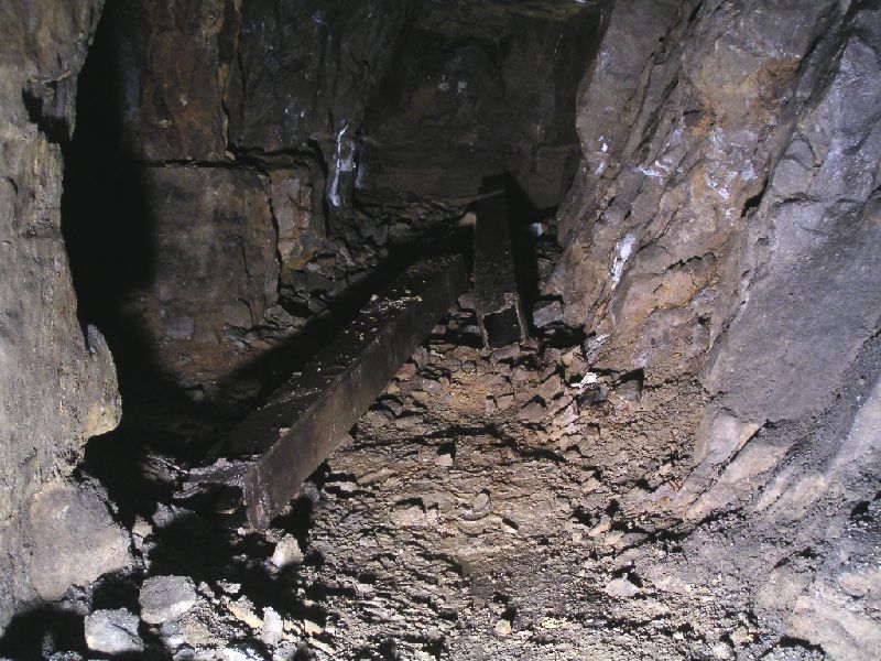 firestonedrift_trunking1.jpg - Ventilation trunking at one of the foreheads in the Firestone Drift.