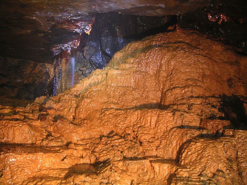 middlecleugh_chxv_riseformation3.jpg - Barron's Shaft and calcified orche mountain - the end of the road.
