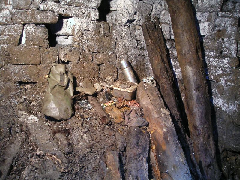 sc_lost_cat_artifacts1.jpg - The collection of CATMHS items which were lost and recovered. An emergency mars bar, just in case you get stuck in this area.