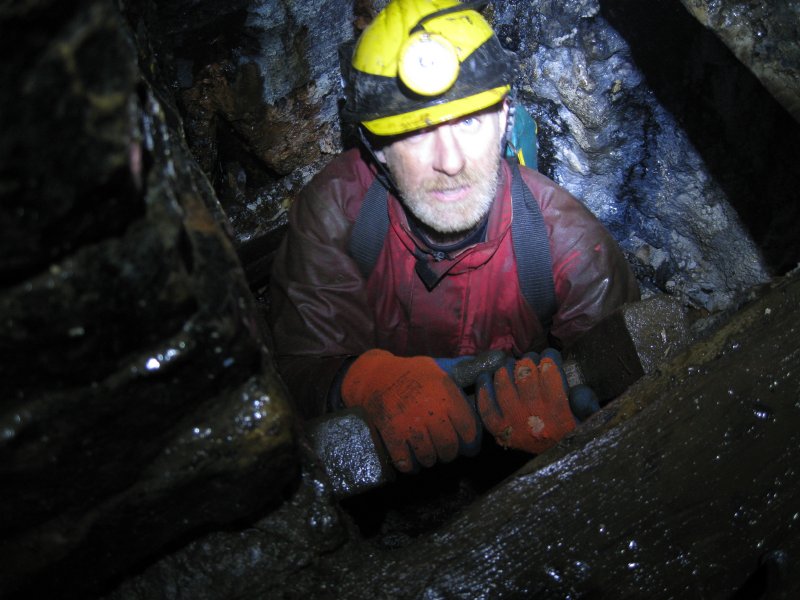 17_sublevelcalrise-ian-11-37.jpg - 11:37: Ian, looking a bit tense, maybe it was me asking him to be still?