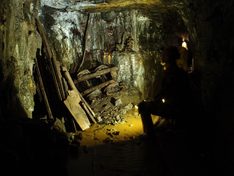 PA306692.JPG - Junction to the otehr side of Proud's Sump on Hanginshaw's  Branch Level.
