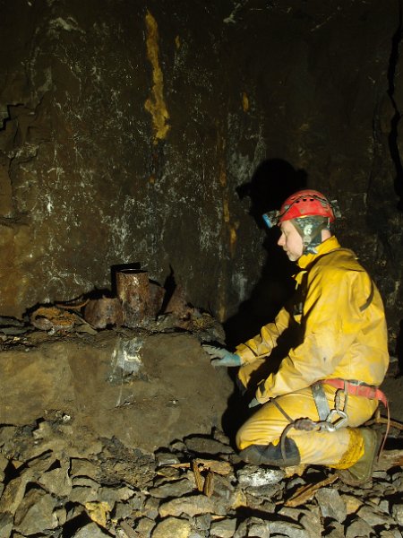P4023419.JPG - In the large flat, tins, pipe and other assortments.
