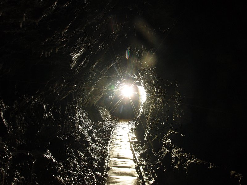 P4023424.JPG - Hanginshaw Branch horse level.