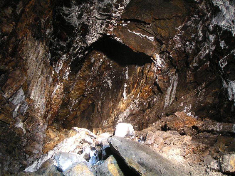 ss2sc_slev3_stope1.jpg - The stope above Caplecleugh High Level.