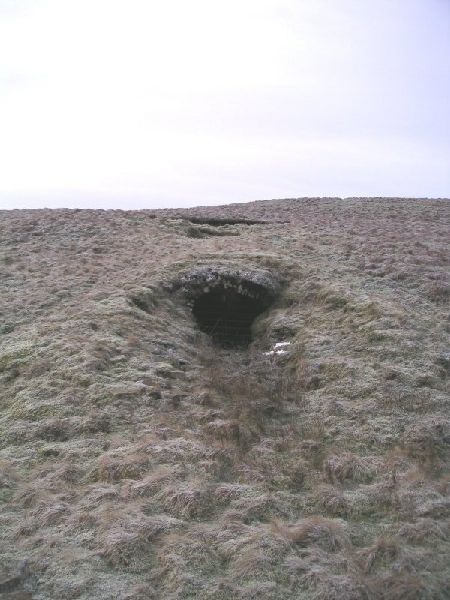 shawside_level.jpg - The entrance to Shawside Level, with the fall depression visible above.