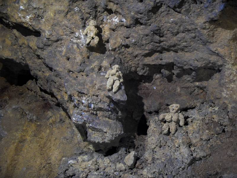 43_wp_clayfigs2.jpg - Someone definitely has too much time on their hands.