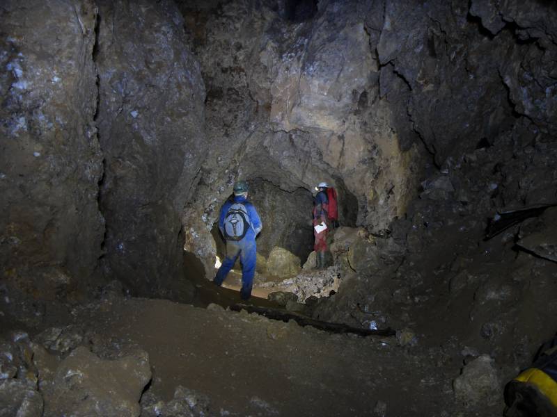 45_wp_lookingdownmainstope.jpg - Looking south east down the Main Stope.