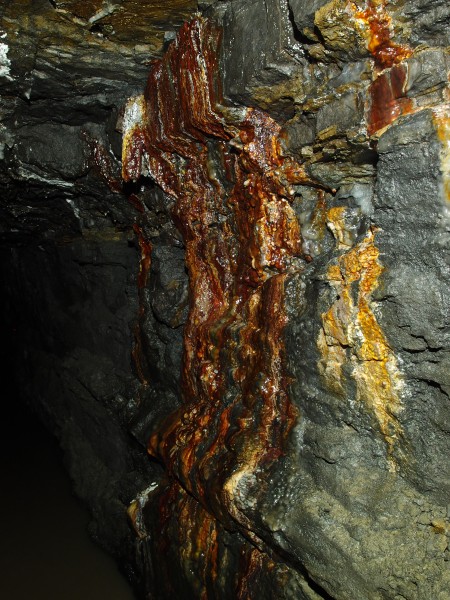 P7260317.JPG - Iron stained formations on Dodberry Vein.