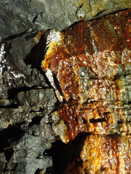 P7260319.JPG - Iron stained formations on Dodberry Vein.