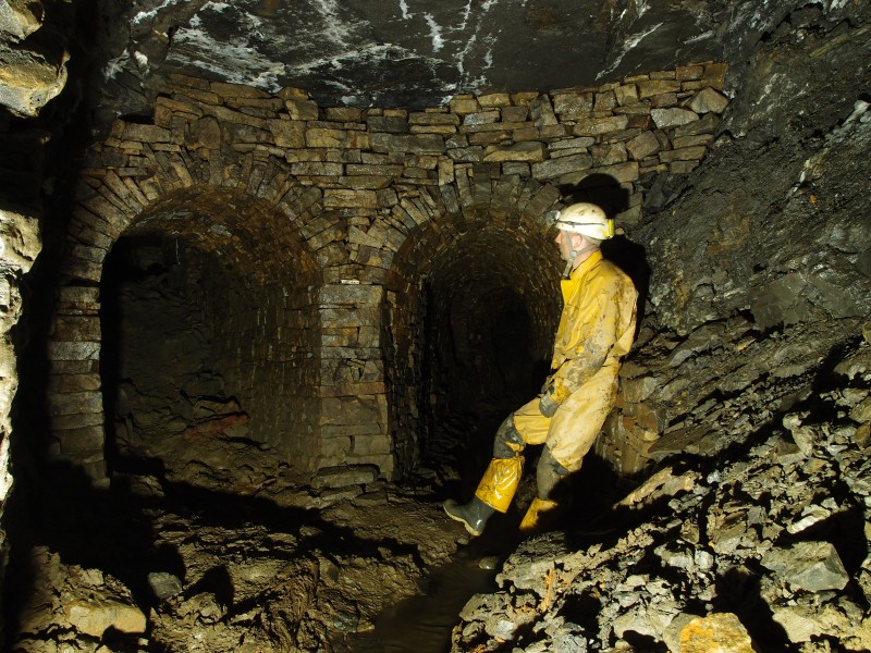 P7260322.JPG - Junction with Dodberry Vein (left).
