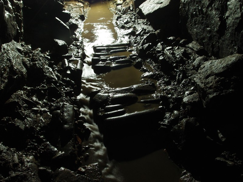 P7260342.JPG - Cobbled section of horse level.