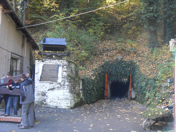 zs_adit1exit.jpg - The second adit of the Gertruda Level.