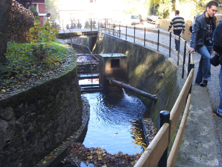 zs_surface11.jpg - More of the mines water works.