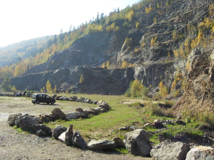 zs_surface12.jpg - One of the large quarries on the mine site. Now used as an aerial runway.